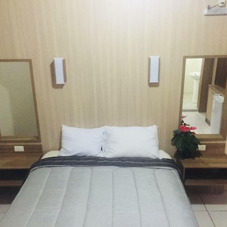 Class Apart Hotel Encarnación Eksteriør billede
